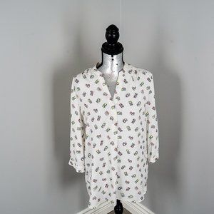 NWOT graphic Camera shirt - Medium